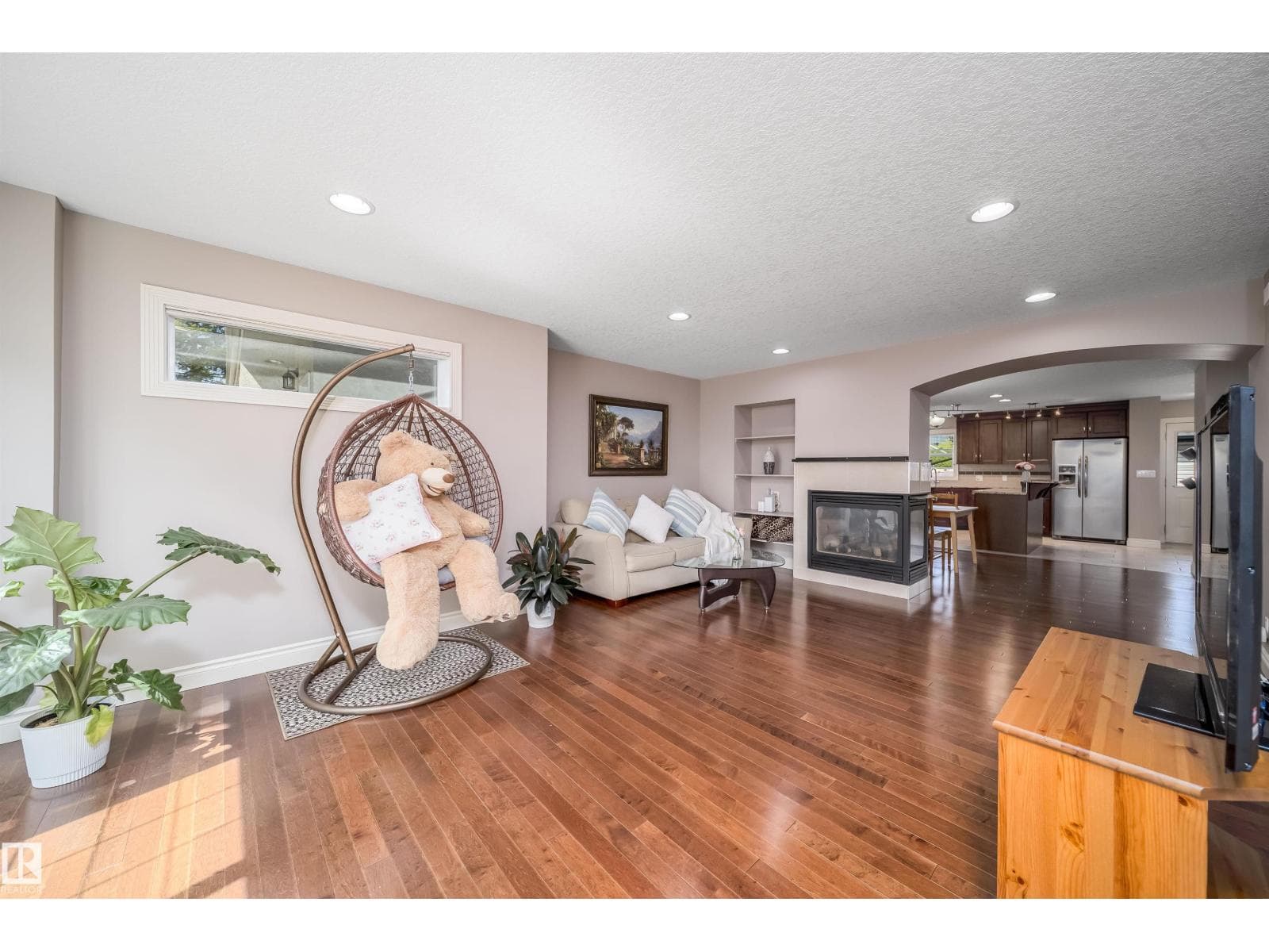 11342 79 AV NW — photo 2