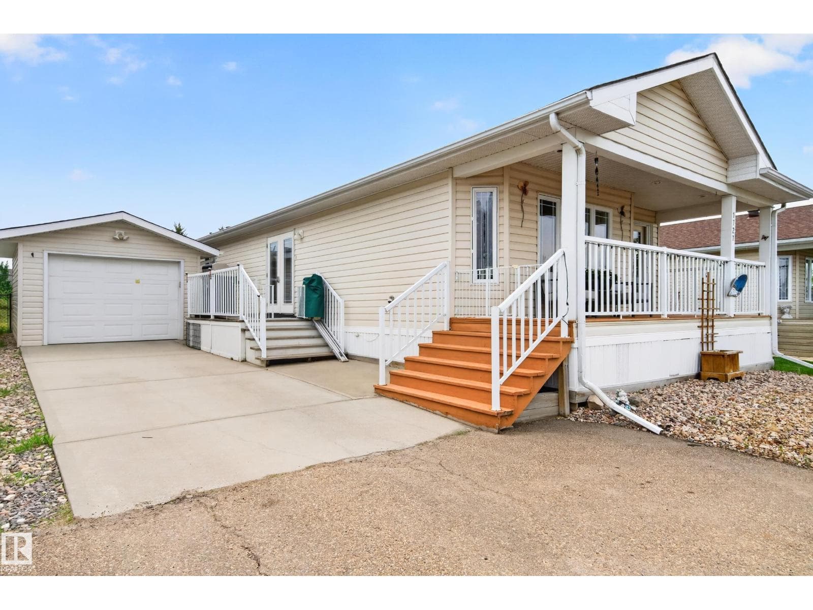 1727 Jubilee LO — photo 2
