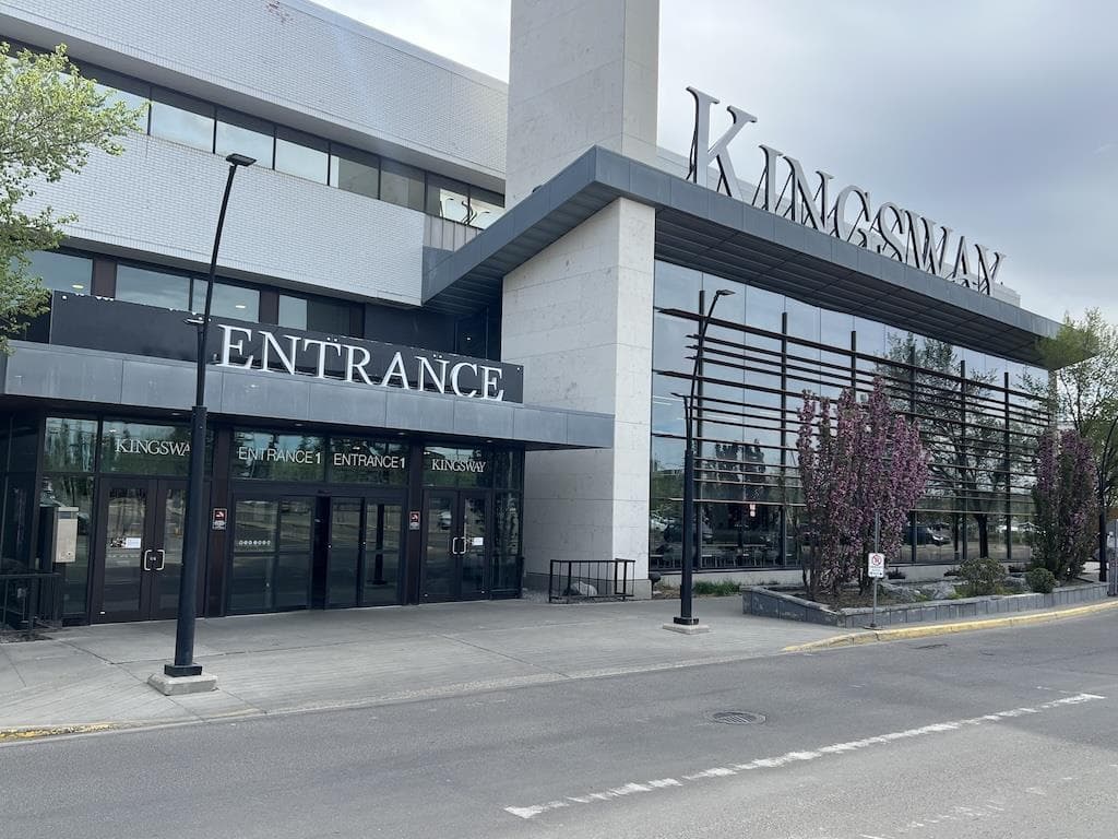 1  Kingsway Garden Mall NW