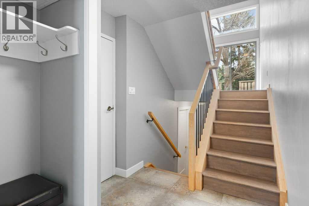 3929 Point Mckay Road NW — photo 4