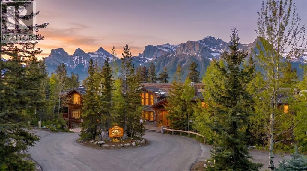 202, 3 Aspen Glen