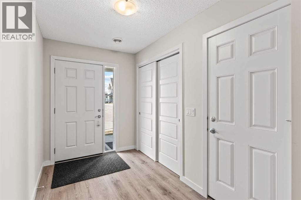 310, 32 Red Embers Parade NE — photo 3