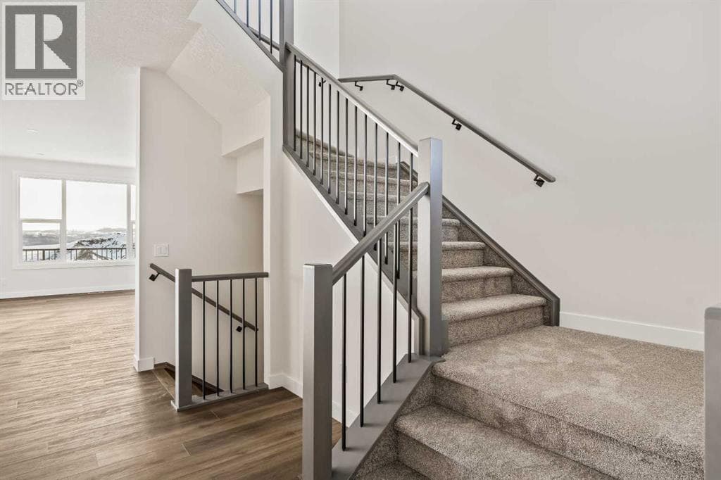 27 Setonvista Grove SE — photo 2