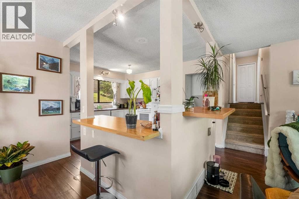 224 Ranchview Place NW — photo 5