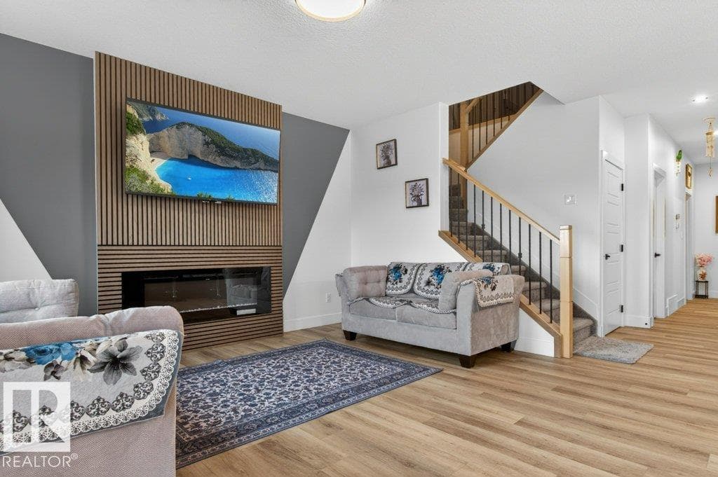 371 Bluff CV — photo 5