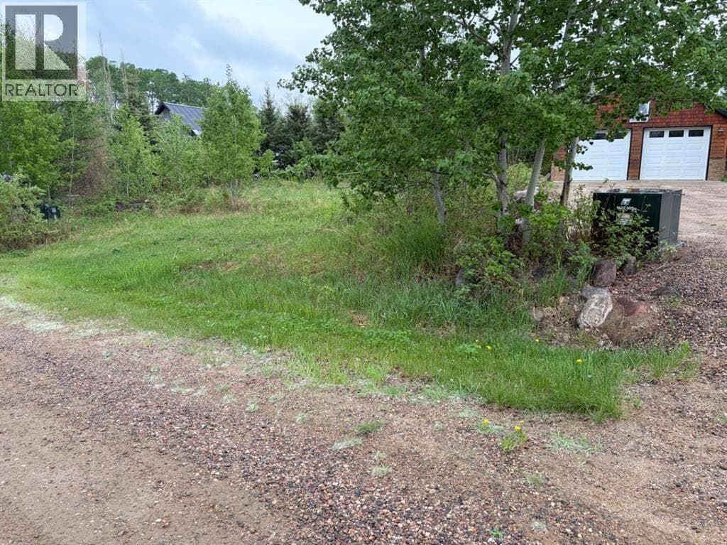 207 Lakeview Dr — photo 2