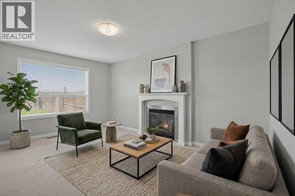 124 Everglen Way SW — photo 2