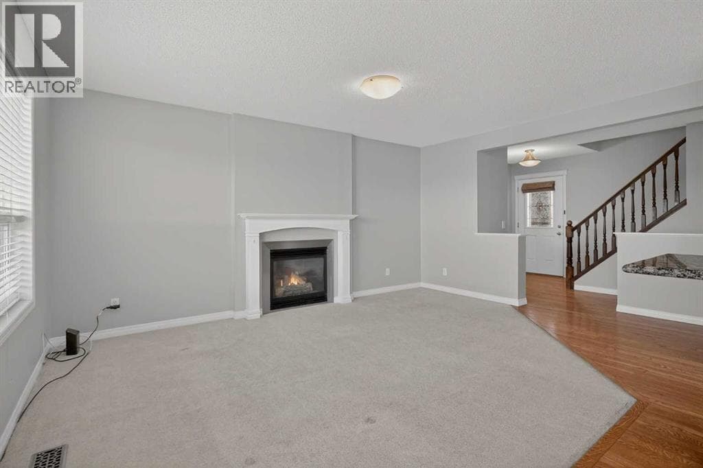 124 Everglen Way SW — photo 5