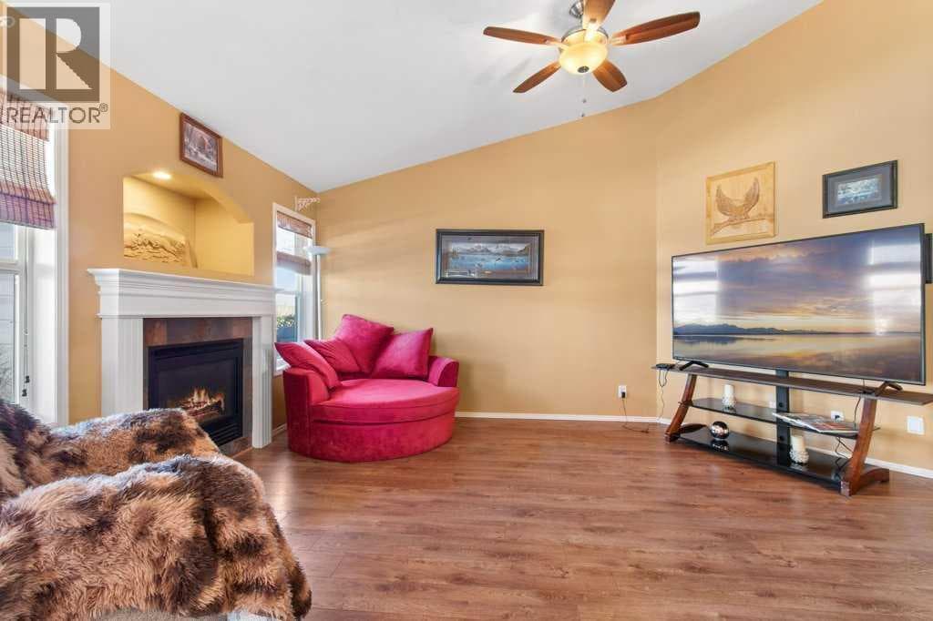 78 Lakeway Boulevard — photo 4
