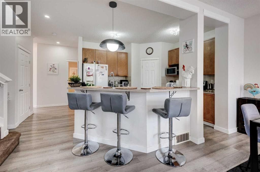 52 Bridlemeadows Common SW — photo 5
