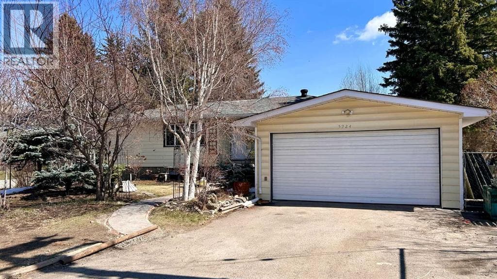 5924 Bow Crescent NW — photo 3