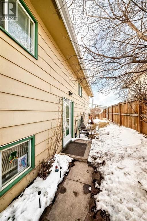 4105 53 Avenue — photo 3