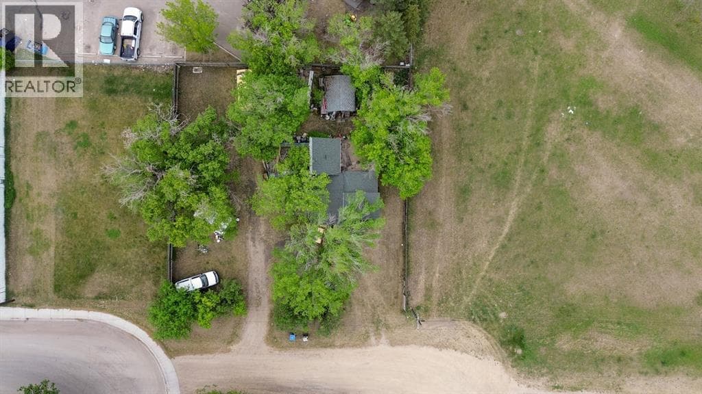 47 Howlett Avenue — photo 2
