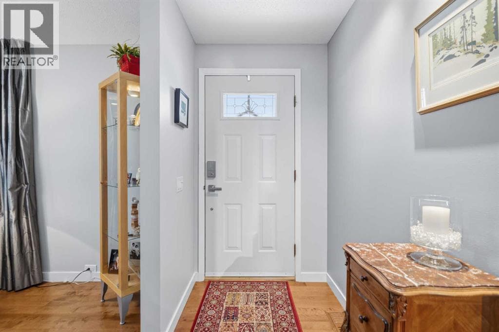 948 Canaveral Crescent SW — photo 3