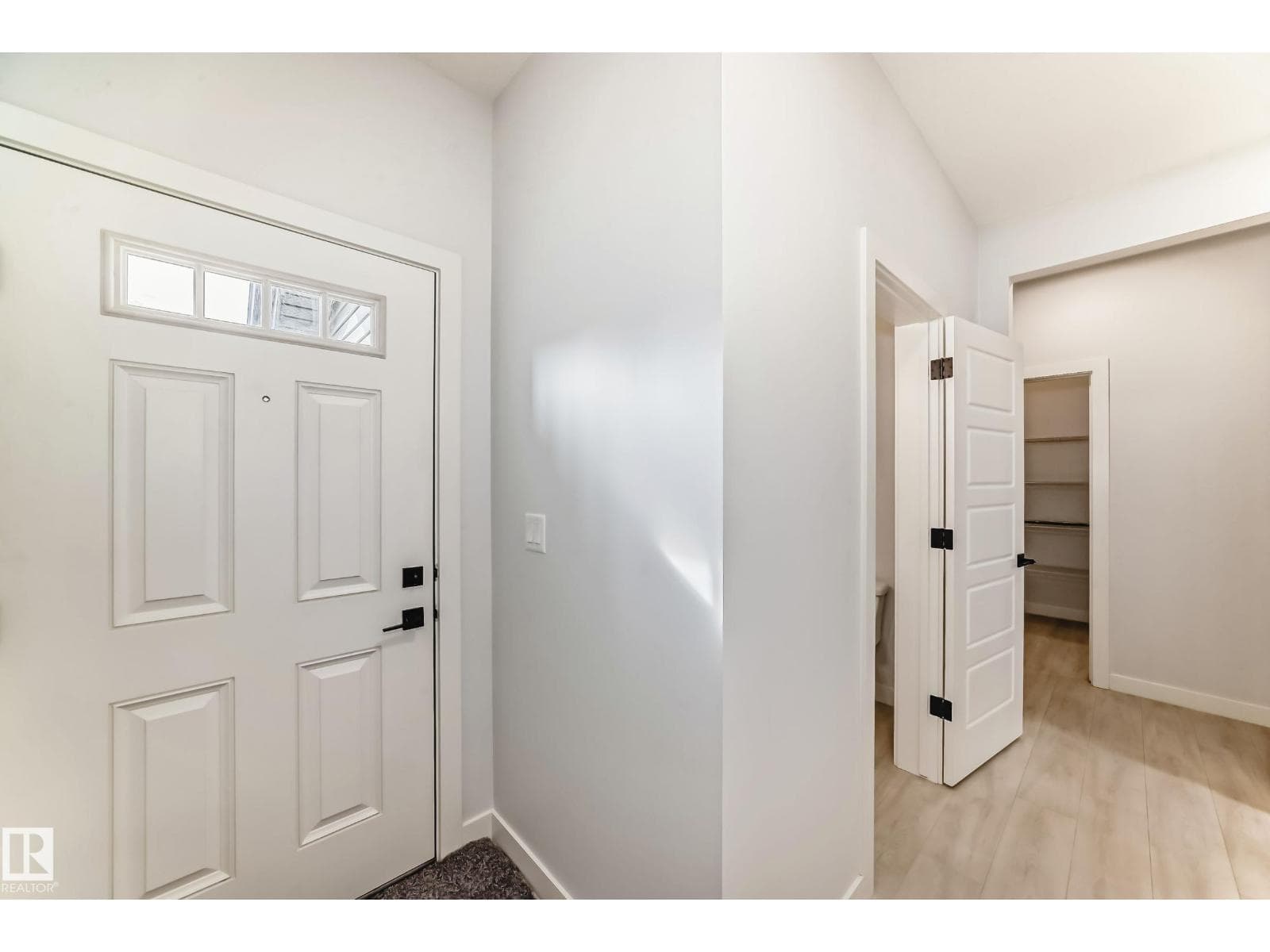 9411 PEAR CR SW — photo 4