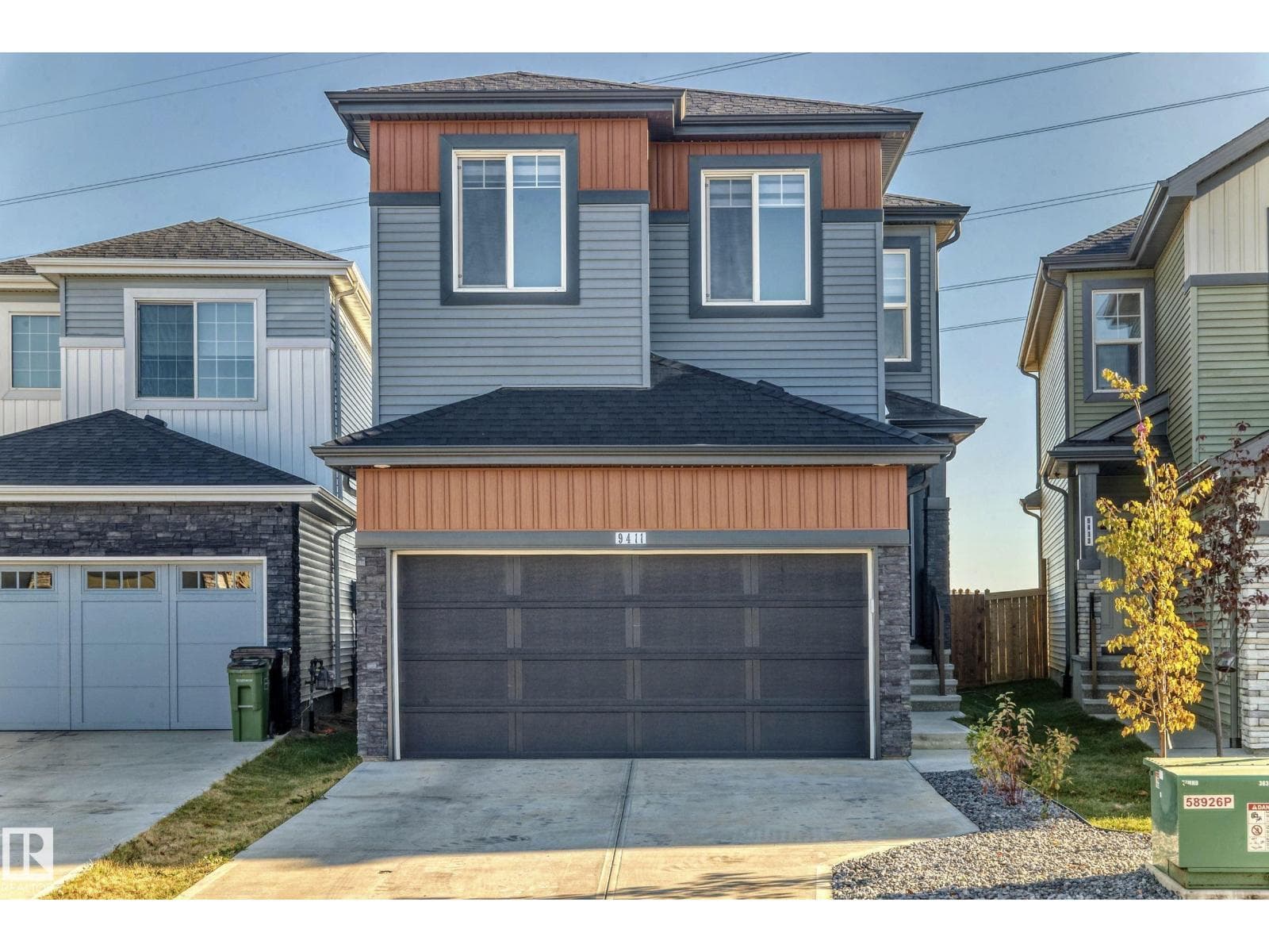 9411 PEAR CR SW — photo 2