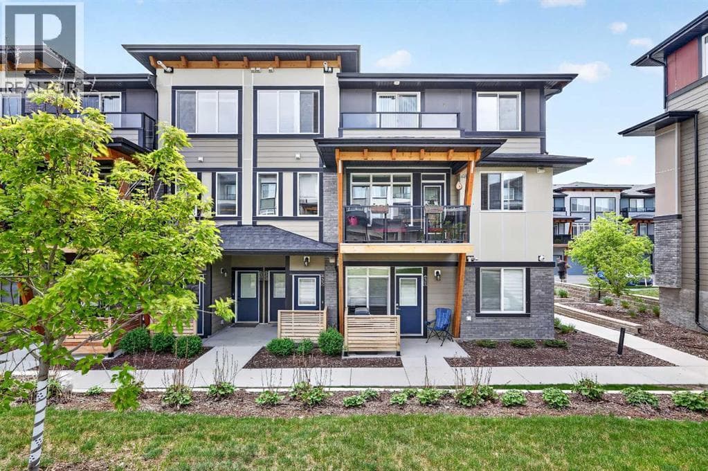 33, 230 Seton Passage SE