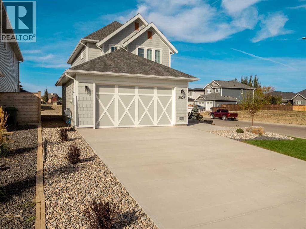 3028 21 Street — photo 3