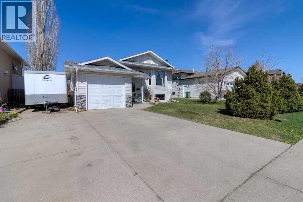 2404 9 Street — photo 3