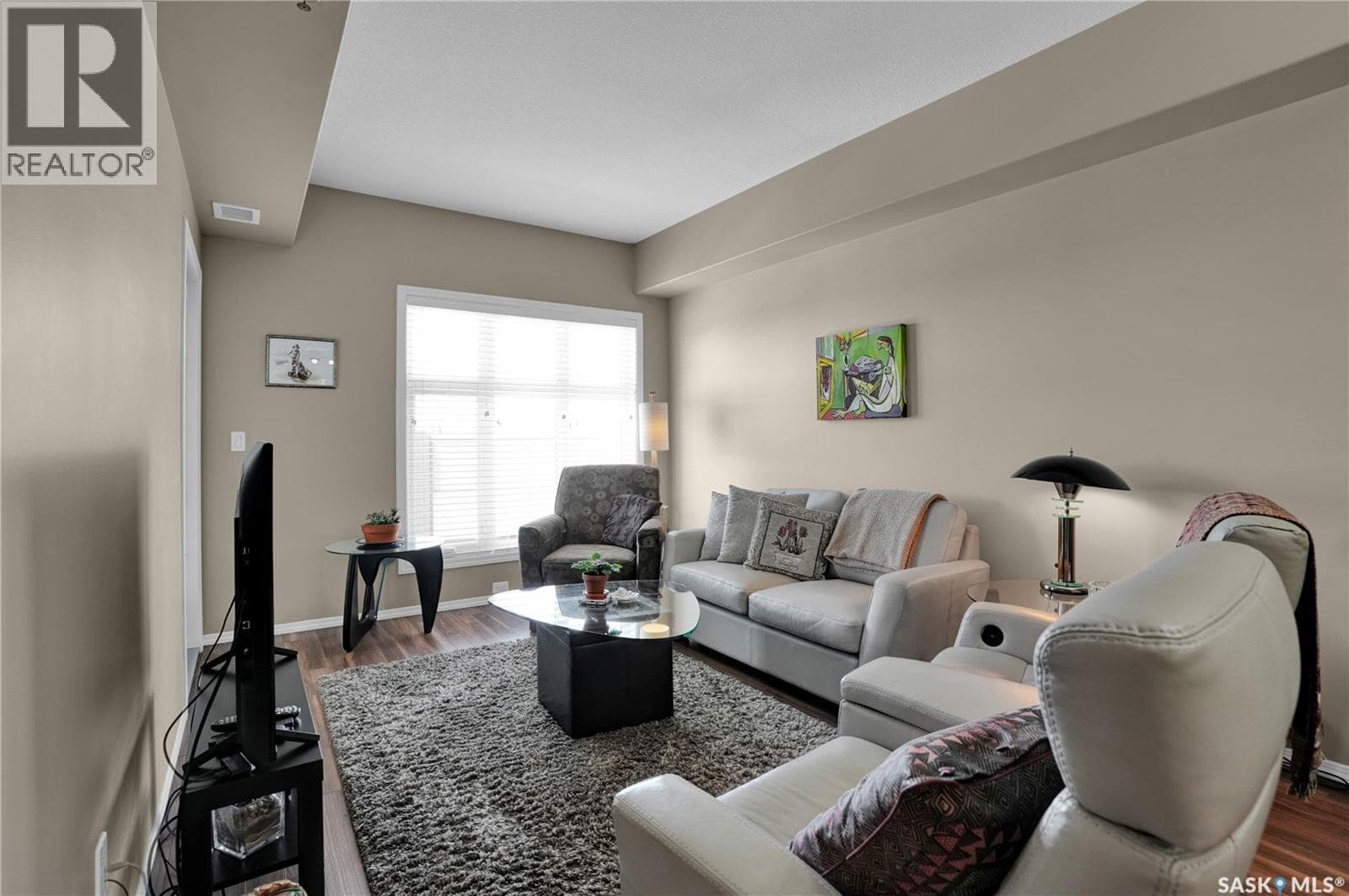 407 1220 Blackfoot DRIVE — photo 5