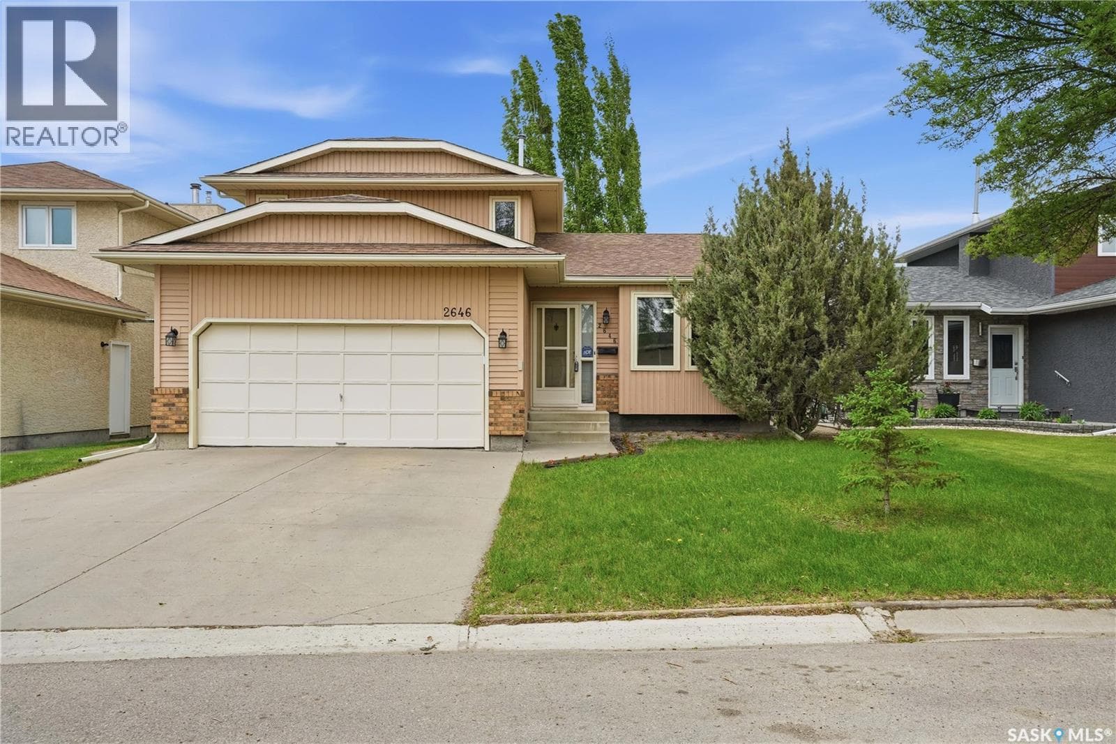 2646 Crocus DRIVE E — photo 2