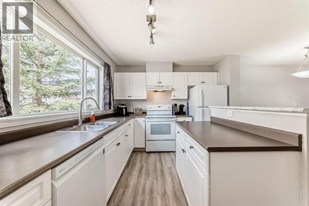 252 Prestwick Acres Lane SE — photo 4