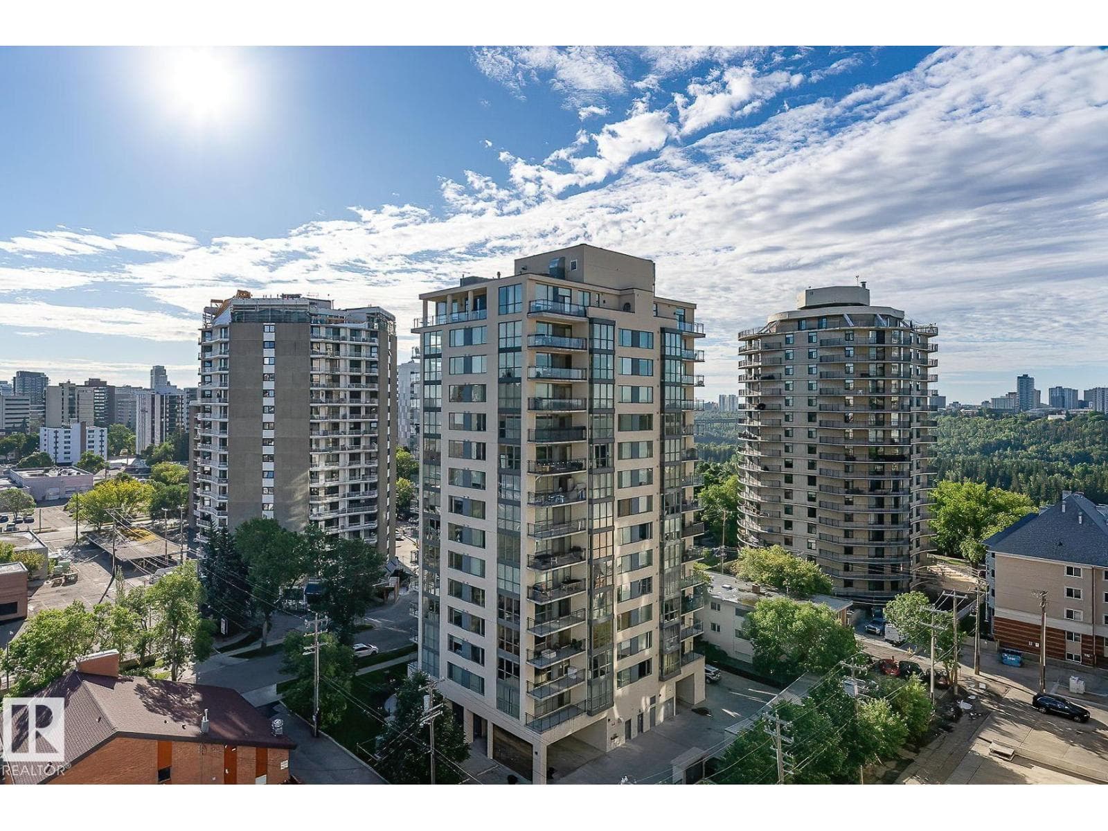 #203 10046 117 ST NW