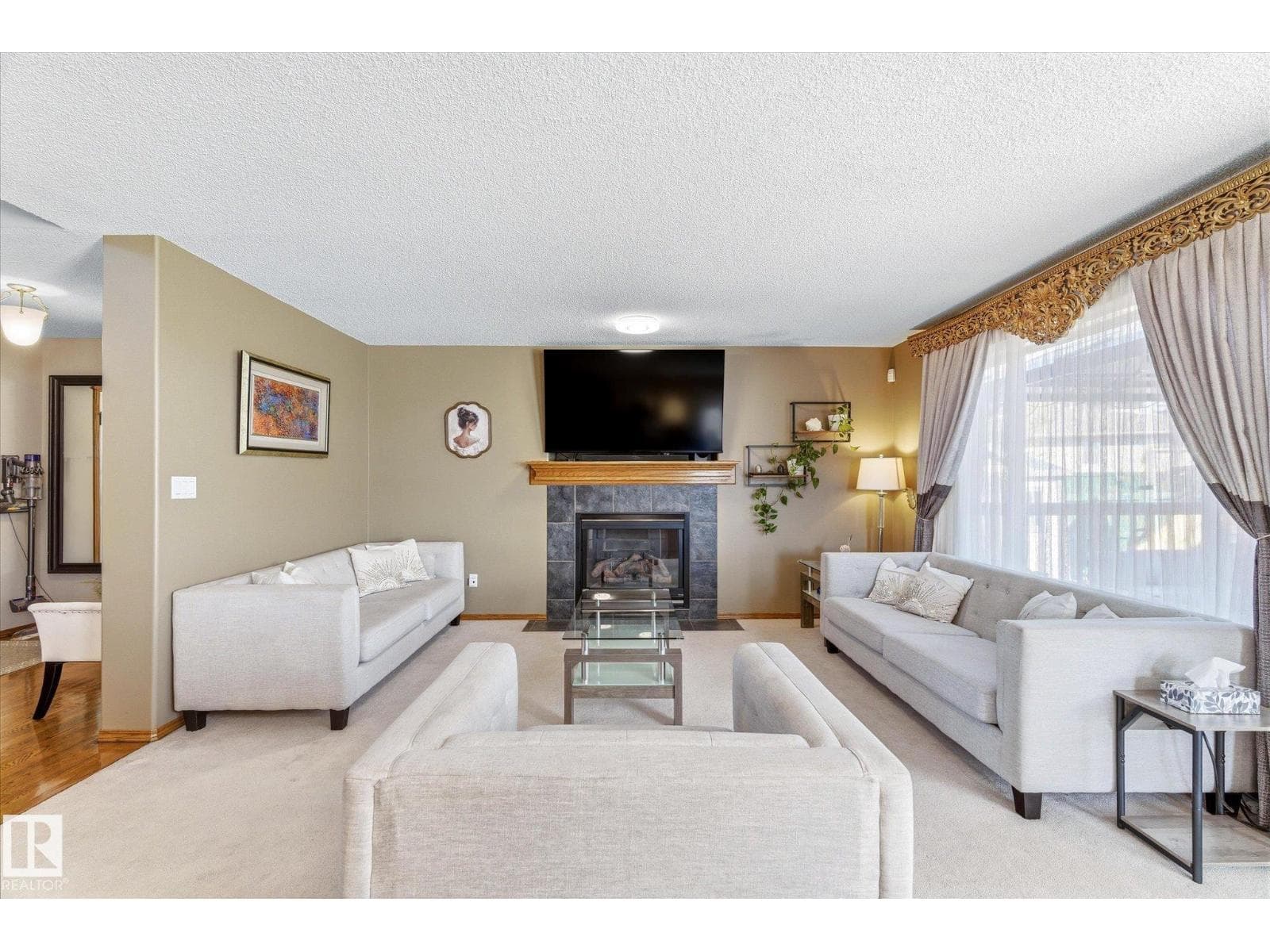 442 Hunters GR NW — photo 4