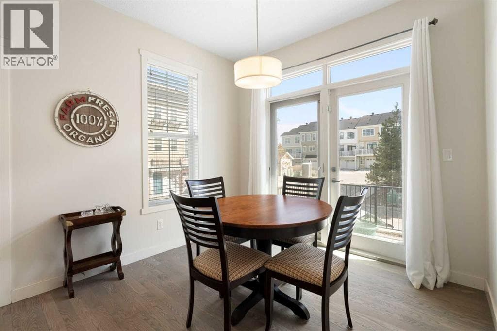 404 Nolanfield Villas NW — photo 3