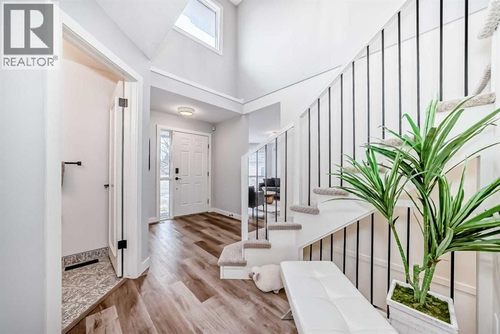 47 Canterbury Court SW — photo 5