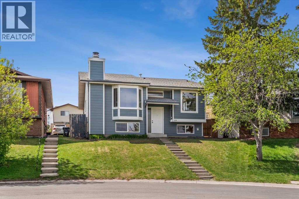 124 Bergen Crescent NW