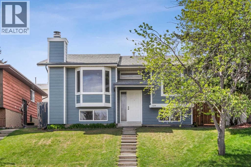 124 Bergen Crescent NW — photo 2
