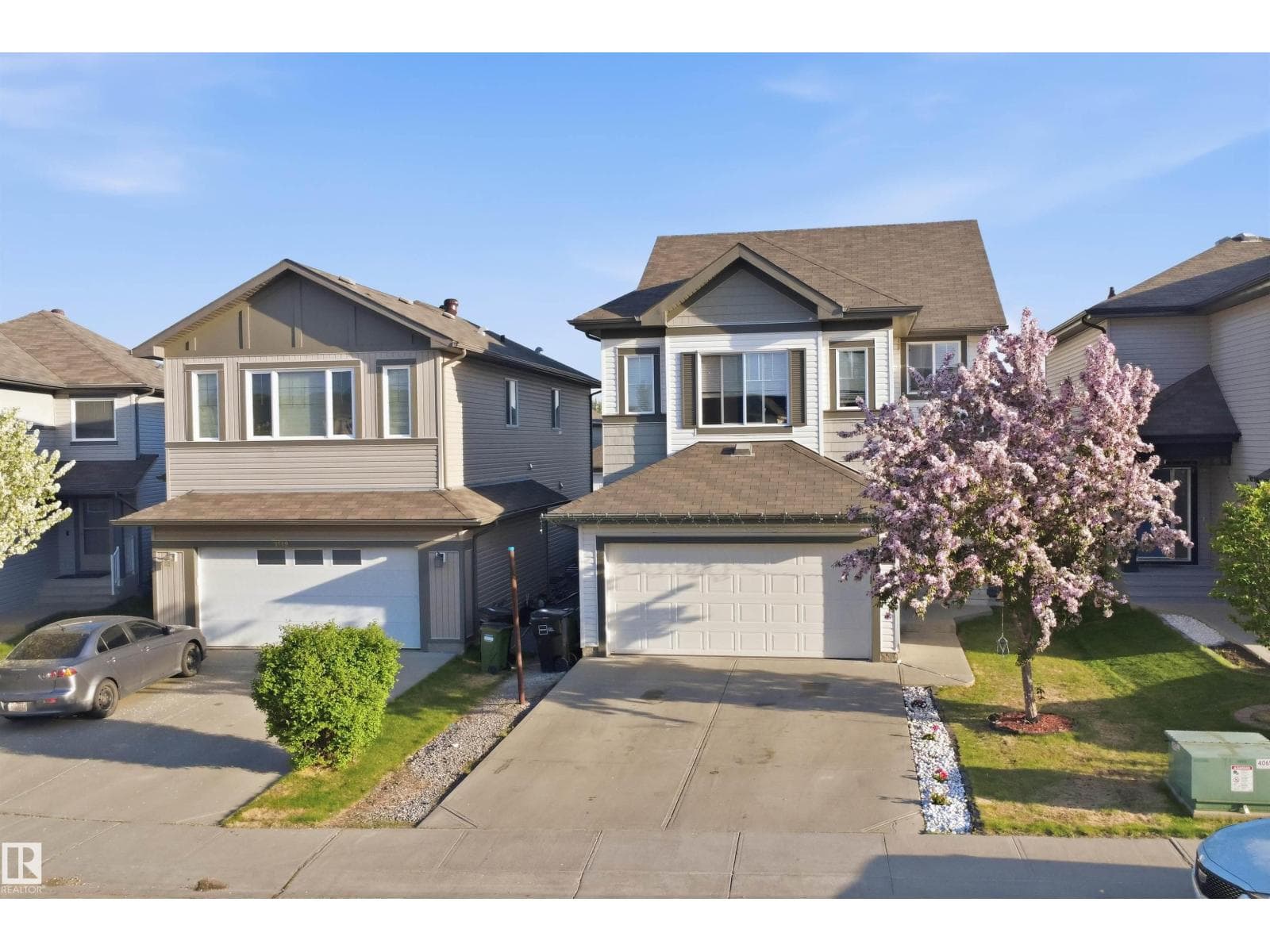 1523 36 AV NW