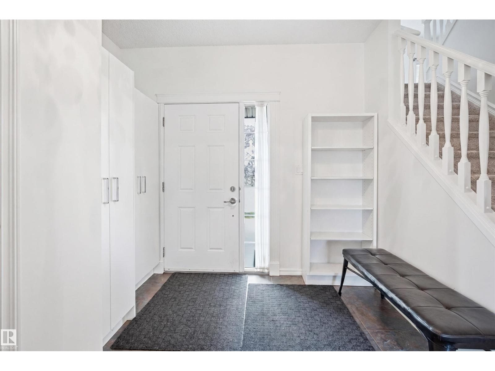 1523 36 AV NW — photo 3