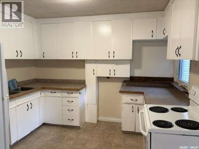 2047 Retallack STREET — photo 4