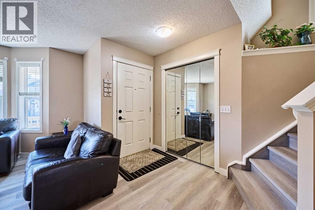 188 Silverado Plains Close SW — photo 5