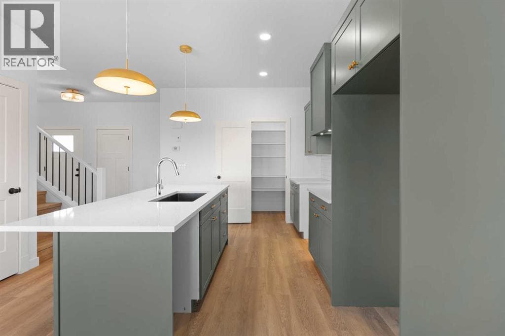 11402 107 Avenue — photo 3