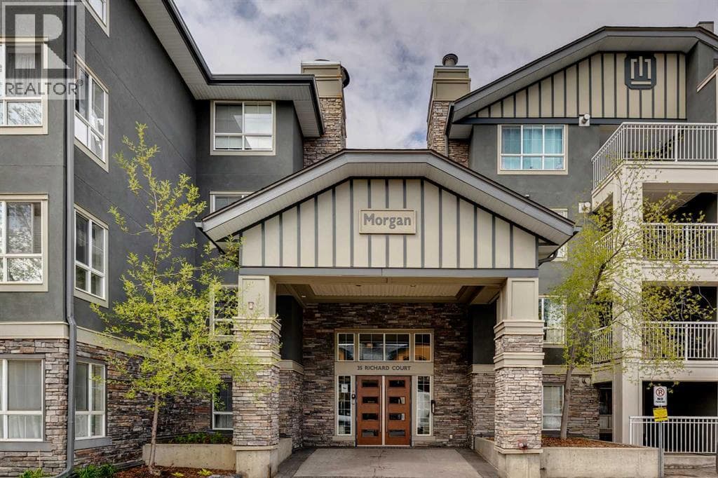 205, 35 Richard Court SW
