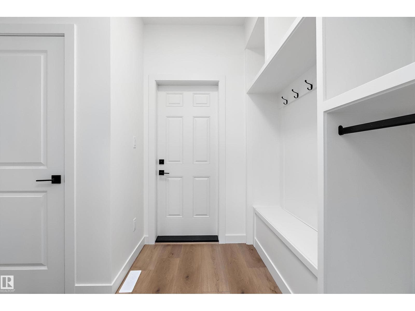 1134 GOLDFINCH CR NW NW — photo 3