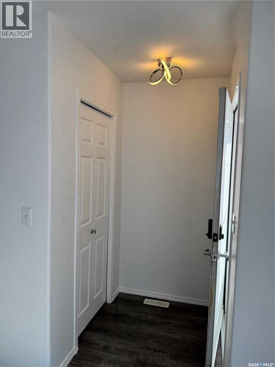 2 802 K AVENUE N — photo 4