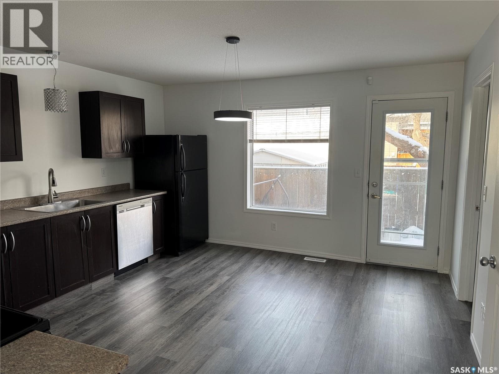 3 bed 2 bath single family at 2 802 K AVENUE N — $227,900 — photo 8