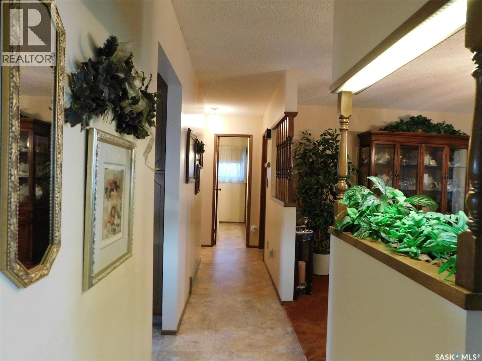 1011 Granville AVENUE — photo 5
