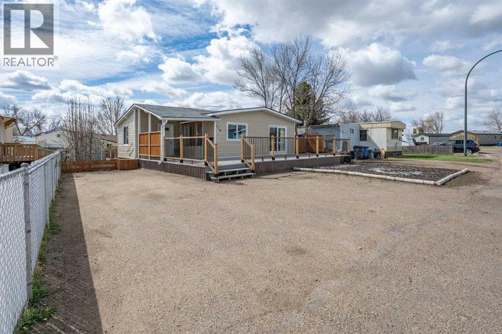 118 Anson Avenue SW — photo 2