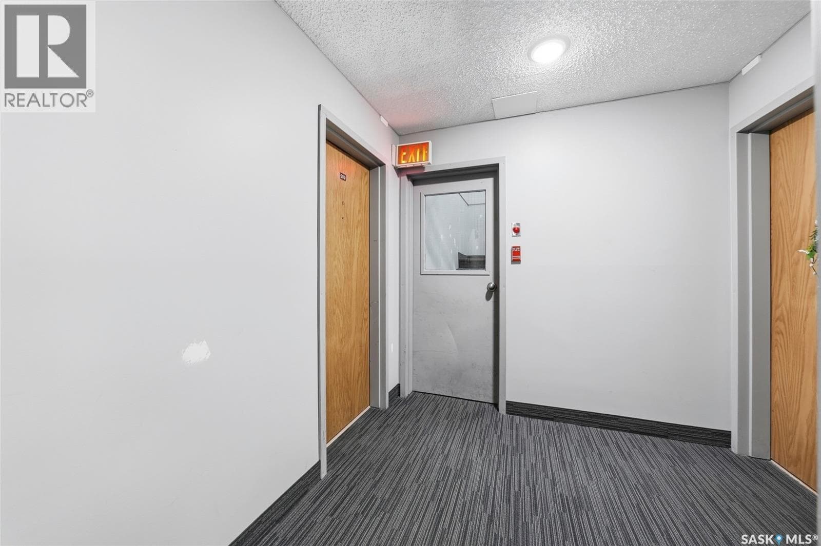 202 345 Kingsmere BOULEVARD — photo 4