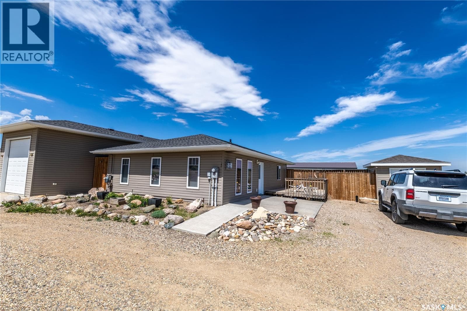11 Sunrise BOULEVARD — photo 4
