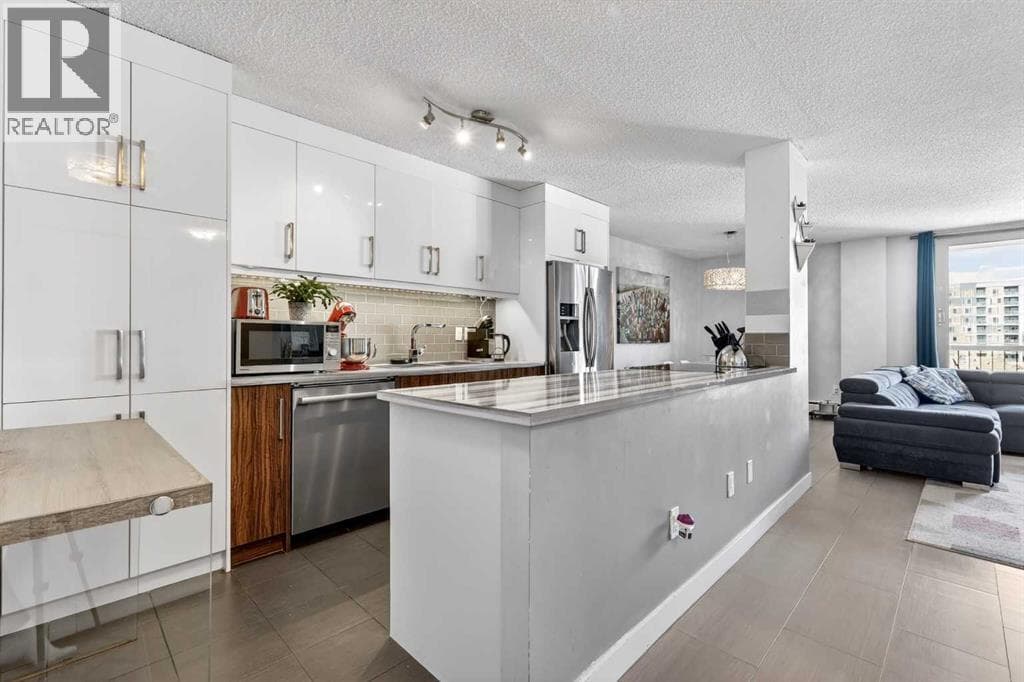 802, 1213 13 Avenue SW — photo 2