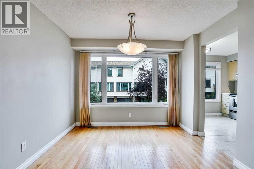 219 Coachway Lane SW — photo 4
