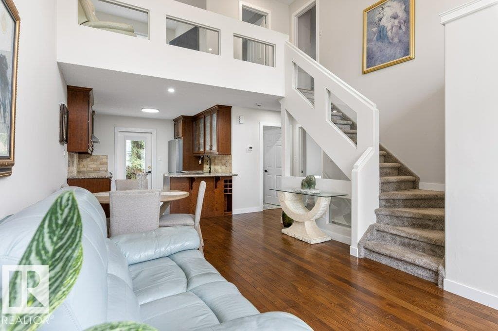 #16 4 FRASER DR