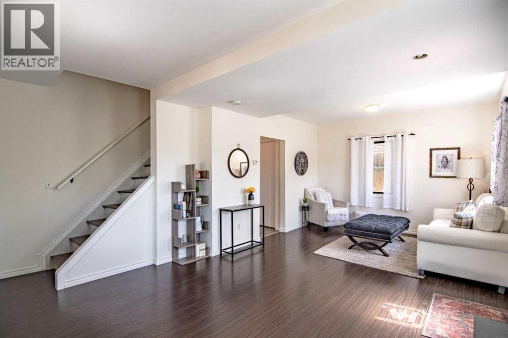 5120 53 Avenue — photo 3