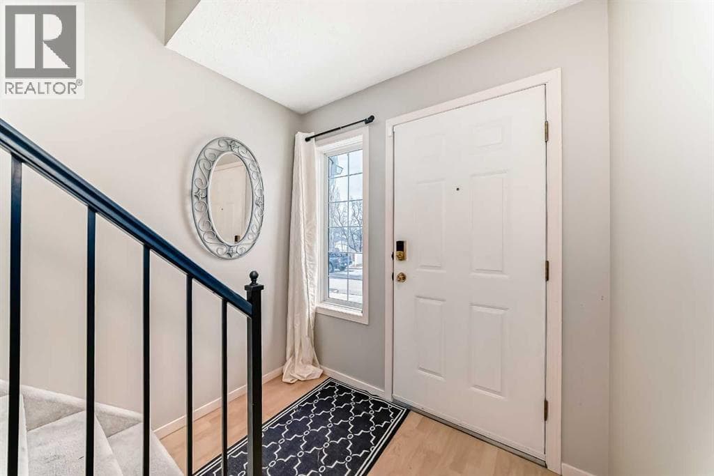 144 Country Hills Villas NW — photo 3